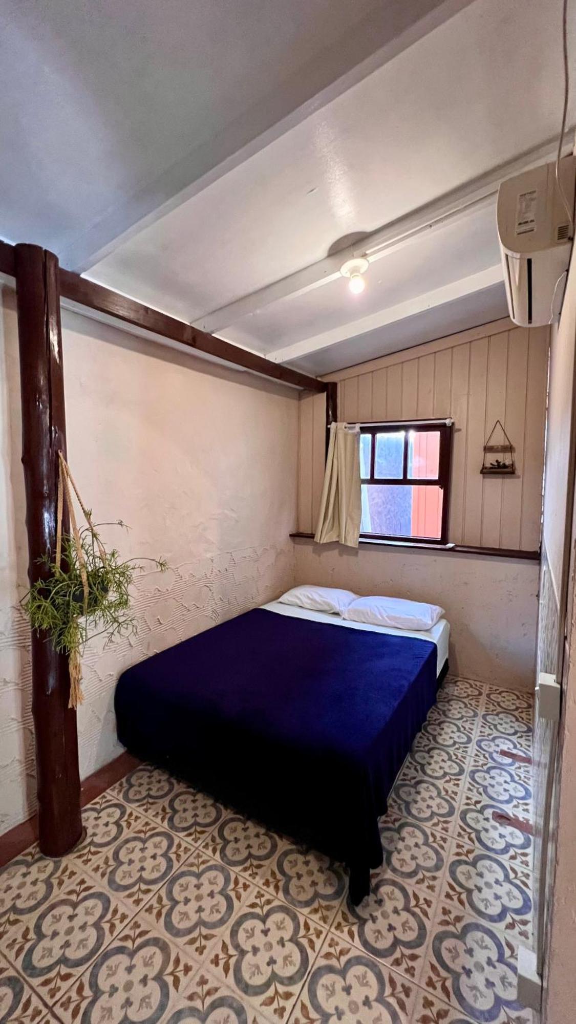 Hostel Antonio Pescador - Centro Da Guarda do Embaú Cameră foto