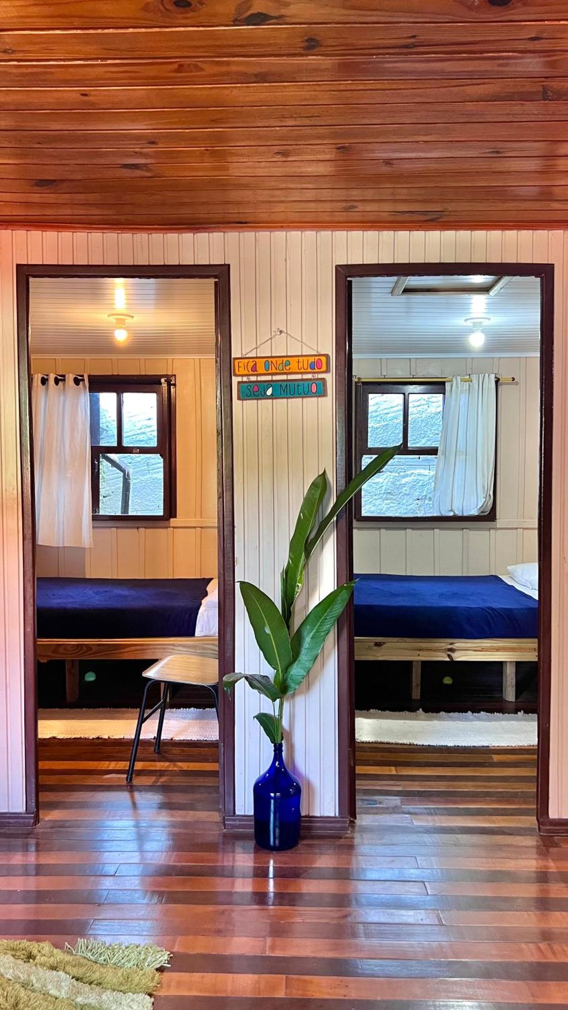 Hostel Antonio Pescador - Centro Da Guarda do Embaú Cameră foto